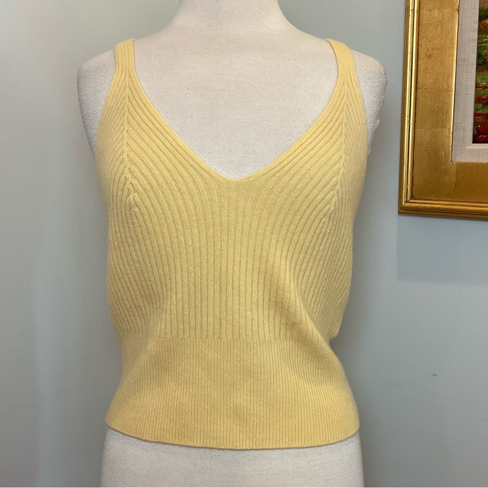 Sandro Paris Pale Yellow Ribbed Knit V-Neck Tank Top Size 4 Wool NWT